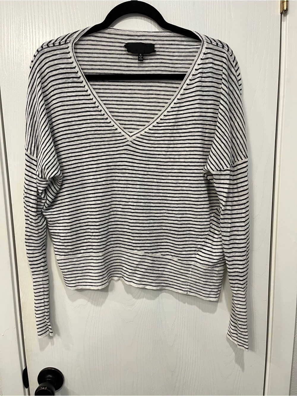 NILI LOTAN Maggie Black Ivory Stripe Linen Sweater Small V Neck Top